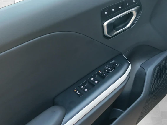 Fahrzeugbild 6 Fahrzeugbild 6