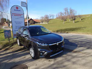 Suzuki S-Cross 1.4 T Sakura Hybrid 4x4