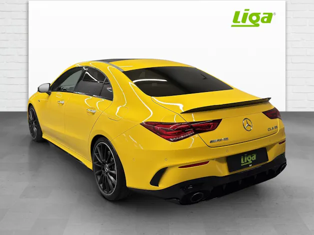 Mercedes-Benz AMG CLA 35 4matic