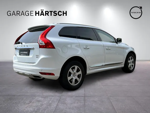 Volvo XC60 2.4 D5 Summum AWD S/S