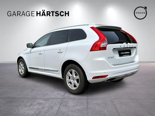 Volvo XC60 2.4 D5 Summum AWD S/S