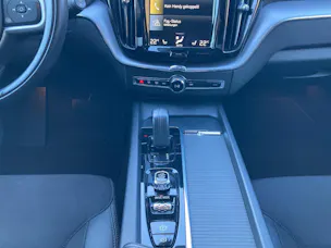 Volvo XC60 2.0 B4 MH Momentum AWD