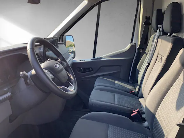 Ford E-Transit Van 350 L2H2 67kWh T