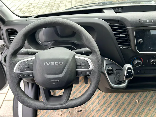 Iveco 35 S 16 H3.0 A8 D 3450