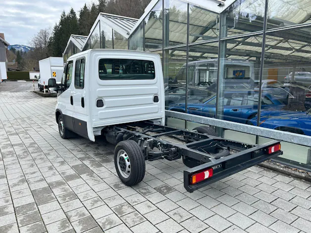 Iveco 35 S 16 H3.0 A8 D 3450