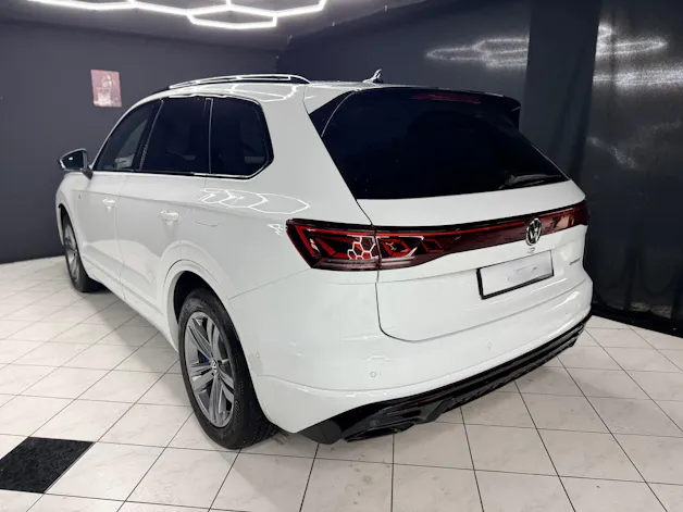 VW Touareg 3.0TSIeHyb R