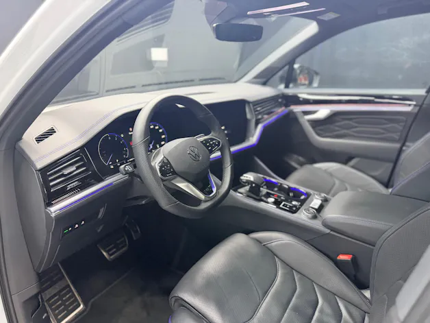 VW Touareg 3.0TSIeHyb R