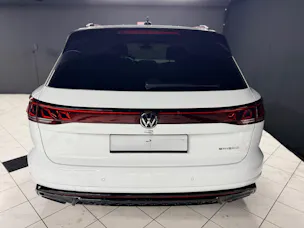 VW Touareg 3.0TSIeHyb R