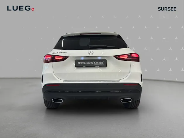 Mercedes-Benz GLA 250 e EQ Star 8G-DCT
