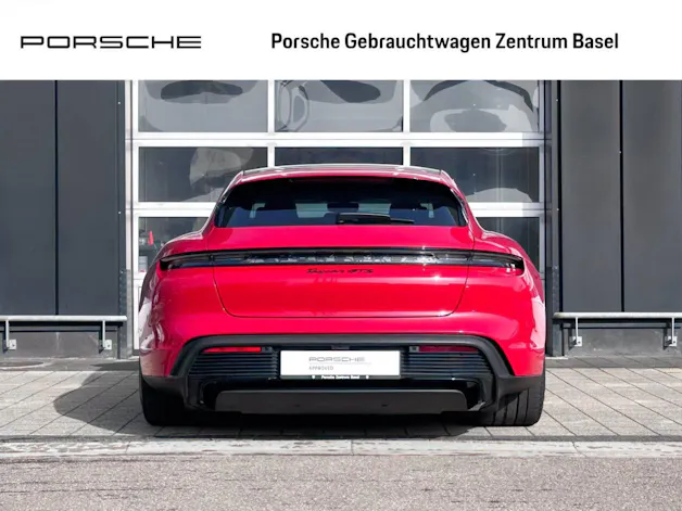 Porsche Taycan GTS Sport Turismo