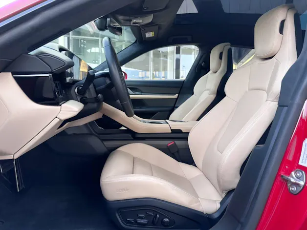Porsche Taycan GTS Sport Turismo