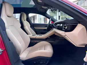 Porsche Taycan GTS Sport Turismo