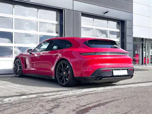Porsche Taycan GTS Sport Turismo
