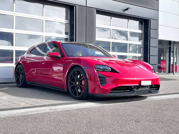 Porsche Taycan GTS Sport Turismo