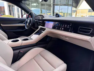 Porsche Taycan GTS Sport Turismo