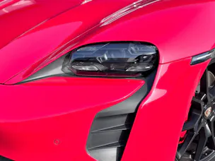 Porsche Taycan GTS Sport Turismo