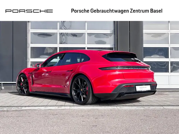 Porsche Taycan GTS Sport Turismo