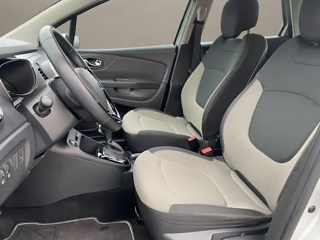 Renault Captur 1.2 T 16V Privilège EDC