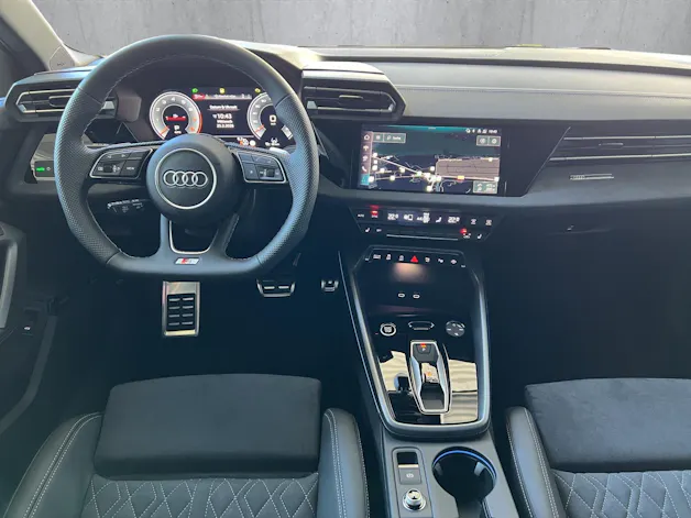 Audi A3 Sportback TFSI 110 kW S line Attraction S tronic