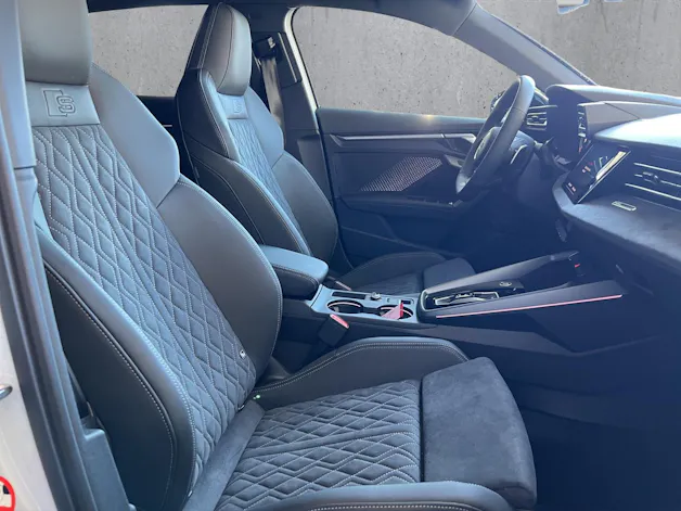 Audi A3 Sportback TFSI 110 kW S line Attraction S tronic