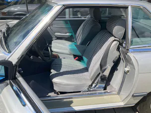 Mercedes-Benz SL 280