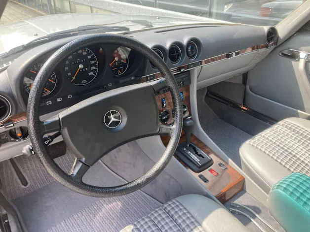 Mercedes-Benz SL 280