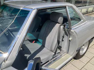 Mercedes-Benz SL 280