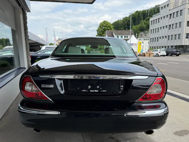 Jaguar XJ8 4.2 V8 Executive