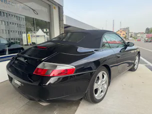 Porsche 911 Carrera 4 Cabrio