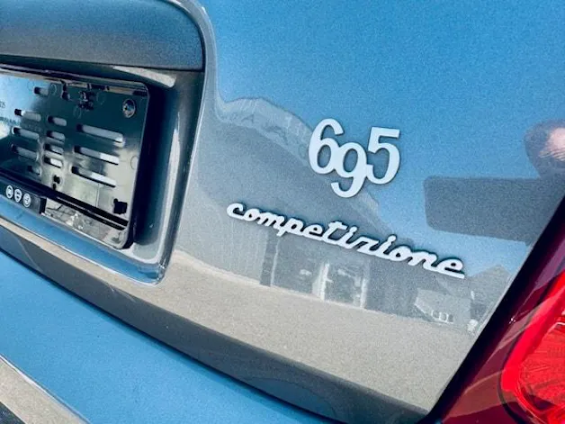 Fiat 695 1.4 16V Turbo Abarth 695 Competizione Dualogic