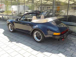 Porsche 911 Carrera Cabrio