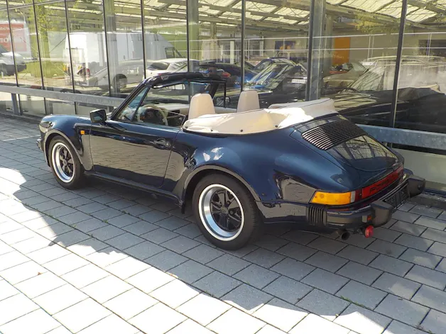 Porsche 911 Carrera Cabrio