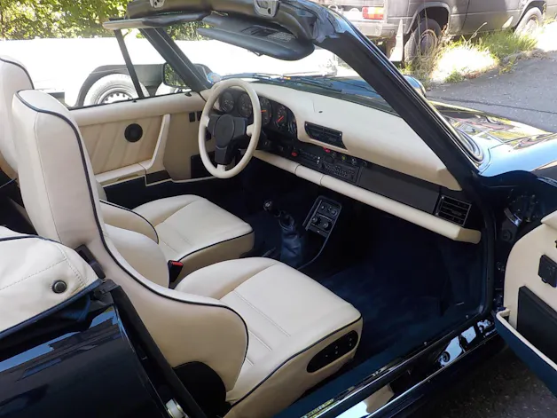 Porsche 911 Carrera Cabrio