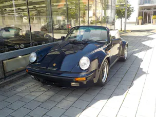 Porsche 911 Carrera Cabrio