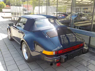 Porsche 911 Carrera Cabrio
