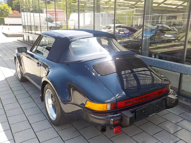Porsche 911 Carrera Cabrio