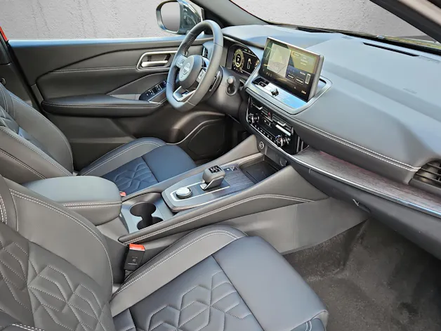 Nissan Qashqai 1.3 MHEV Tekna 4x4 - Black Design