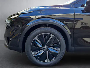 Nissan Qashqai 1.3 MHEV Tekna 4x4 - Black Design