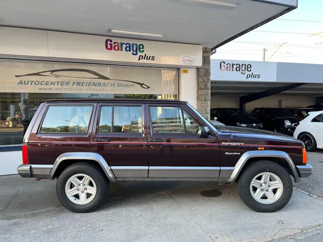 Jeep CHEROKEE