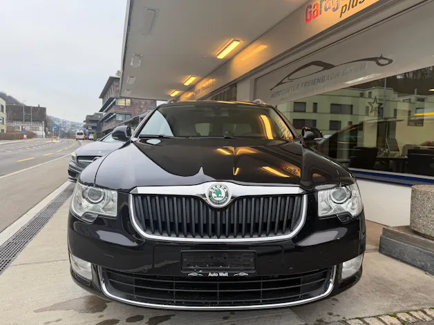 Škoda Superb Combi 2.0 TDi Elegance 4x4 DSG