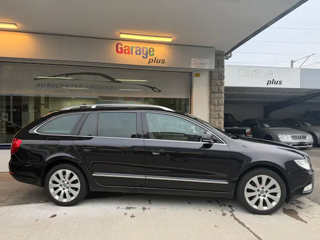 Škoda Superb Combi 2.0 TDi Elegance 4x4 DSG