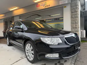 Škoda Superb Combi 2.0 TDi Elegance 4x4 DSG