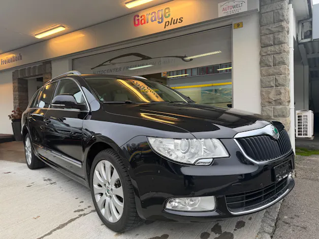 Škoda Superb Combi 2.0 TDi Elegance 4x4 DSG