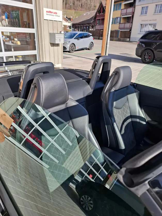 Audi TTS Roadster 2.0 TFSI quattro S-Tronic