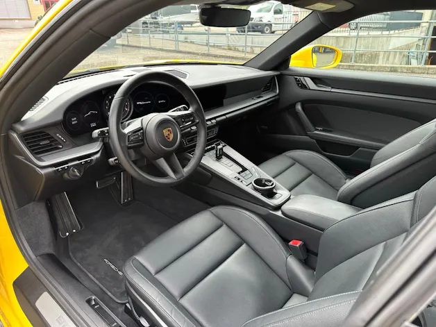 Porsche 911 Carrera PDK