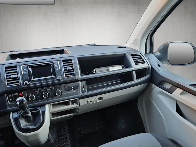 VW T6 Transporter 2.0 TDI - Innenausbau