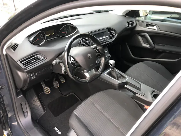 Peugeot 308 1.2 Pure Tech Style
