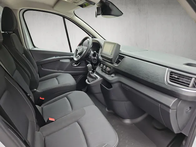 Nissan Primastar 150 L1H1 N-Connecta DCT HK
