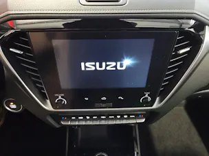 Isuzu D-MAX 1.9 CrewCab N60F+ 4x4 Automat