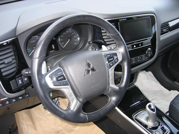 Mitsubishi Outlander 2.4 PHEV Diamond S-Edition 4WD Automatic